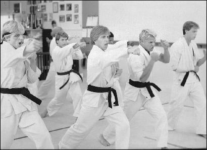 william_zabka068 (900x652, 85 k...)